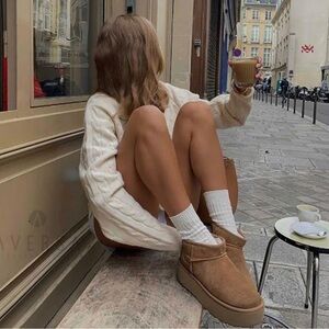 UGG women's classic ultra mini platform chestnutWomen Size 38